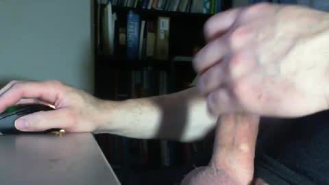 Snapshot of rutmuscle22 chatting on 02/10/26, 12:20 rutmuscle22 online show from 02/10/26, 12:20