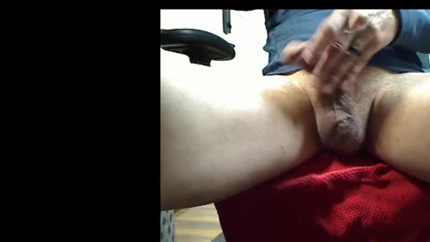 Snapshot of rw6445 chatting on 12/28/24, 11:05 rw6445 online show from 12/28/24, 11:05