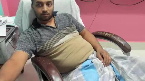 rwb17 online show from 11/19/25, 09:53