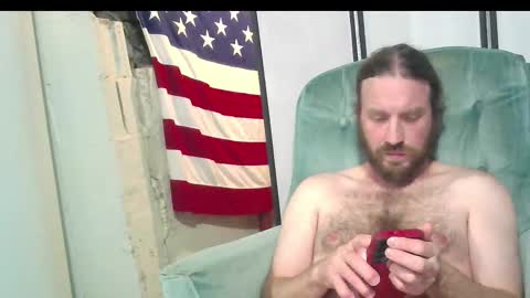 Snapshot of rwb1982 chatting on 10/27/25, 10:14 rwb1982 online show from 10/27/25, 10:14