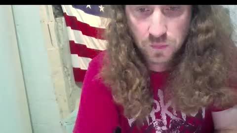 Snapshot of rwb1982 chatting on 11/02/25, 01:57 rwb1982 online show from 11/02/25, 01:57