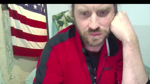 Snapshot of rwb1982 chatting on 12/04/25, 01:15 rwb1982 online show from 12/04/25, 01:15