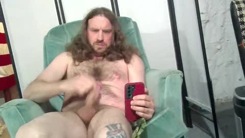 Snapshot of rwb1982 chatting on 01/09/26, 12:57 rwb1982 online show from 01/09/26, 12:57