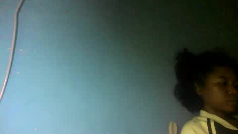 Snapshot of rwuica chatting on 10/31/25, 11:17 Rwuica online show from 10/31/25, 11:17
