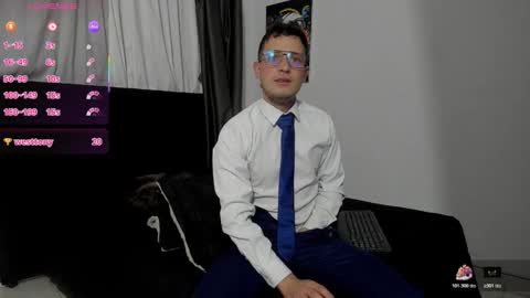 Ryan 15 online show from 12/03/25, 10:46