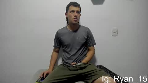 Snapshot of ryan15_ chatting on 06/18/26, 10:41 Ryan 15 online show from 06/18/26, 10:41