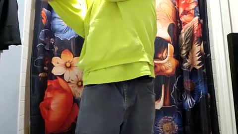 Snapshot of ryan198650 chatting on 02/02/26, 10:41 ryan198650 online show from 02/02/26, 10:41