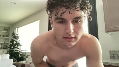 ryan online show from 12/10/24, 07:32