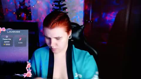 Snapshot of ryan__kim chatting on 12/15/24, 04:04 Ryan online show from 12/15/24, 04:04