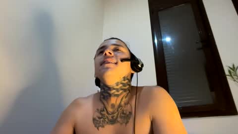 ryan_blake1 online show from 03/18/26, 06:11