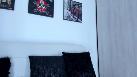 Ryan  online show from 01/21/25, 05:16