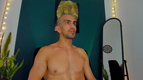 Ryan independent model online show from 09/27/25, 09:20