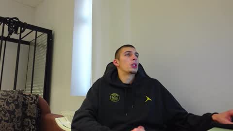 Snapshot of ryan_dozer chatting on 11/15/25, 07:27 RYAN DOZER online show from 11/15/25, 07:27