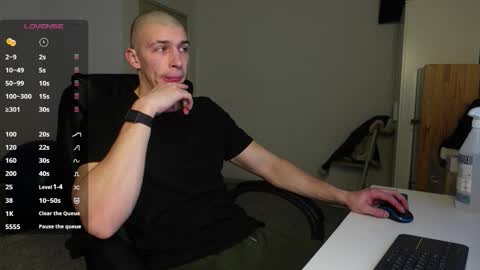 Snapshot of ryan_dozer chatting on 01/11/26, 06:51 RYAN DOZER online show from 01/11/26, 06:51