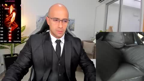 ryan_master_ online show from 01/10/25, 12:04