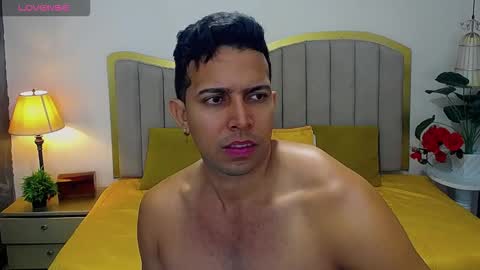 Snapshot of ryan_nesson chatting on 09/09/25, 01:32 Ryan online show from 09/09/25, 01:32