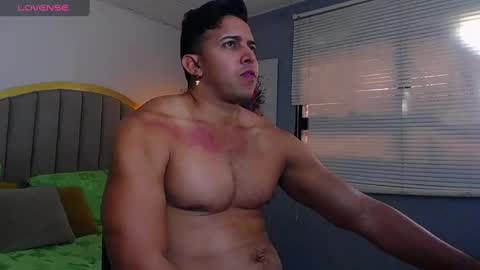 Snapshot of ryan_nesson chatting on 09/25/25, 04:21 Ryan online show from 09/25/25, 04:21