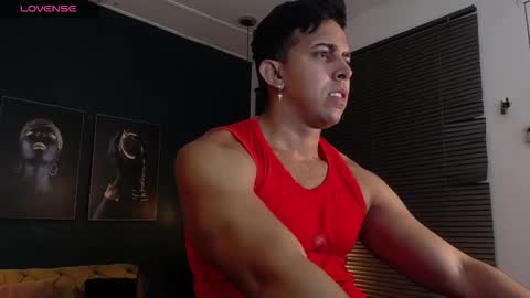 Snapshot of ryan_nesson chatting on 10/19/25, 01:06 Ryan online show from 10/19/25, 01:06