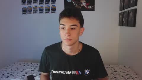 Snapshot of ryan_valentine17 chatting on 06/19/26, 10:24 ryan online show from 06/19/26, 10:24