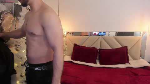 Snapshot of ryan_ward79 chatting on 12/22/25, 03:14 Ryan online show from 12/22/25, 03:14