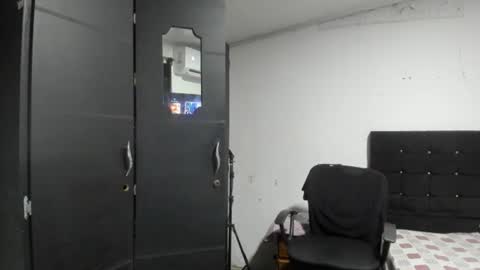 ryan_xc1 online show from 06/20/26, 03:53