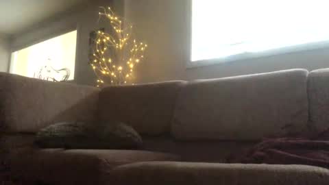 Ryland online show from 12/24/24, 01:50