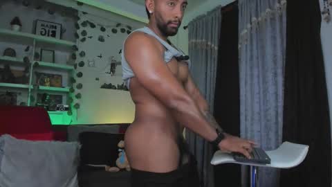 Snapshot of ryanboy30 chatting on 02/02/26, 09:35 ryanboy30 online show from 02/02/26, 09:35