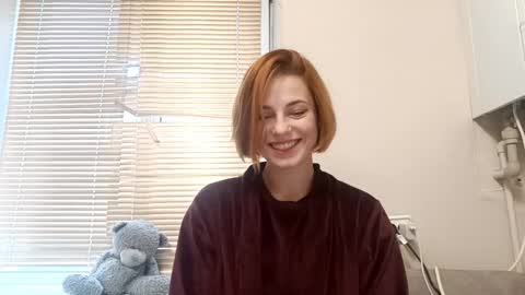 Snapshot of ryanelkan chatting on 11/10/25, 06:56 Chloe online show from 11/10/25, 06:56