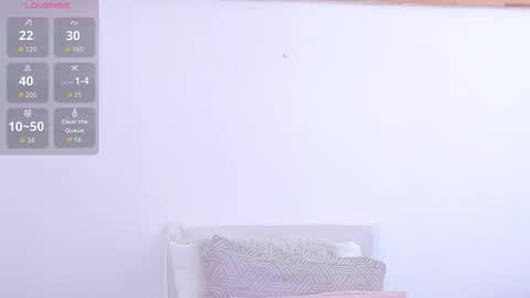 Snapshot of ryanfuller_ chatting on 12/03/25, 07:01 Ryan online show from 12/03/25, 07:01