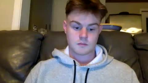 ryanhung_57 online show from 02/13/25, 04:22