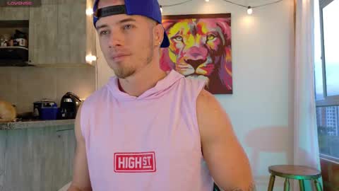 Ryan Blue ig ryannblue online show from 10/18/25, 10:32