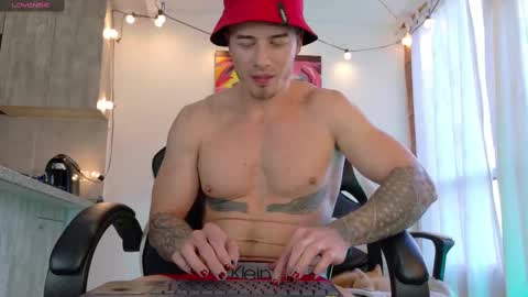 Ryan Blue ig ryannblue online show from 10/25/25, 10:04