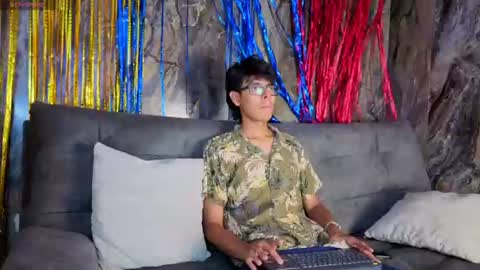 Snapshot of ryann_wolf chatting on 06/16/26, 07:49 ryann_wolf online show from 06/16/26, 07:49