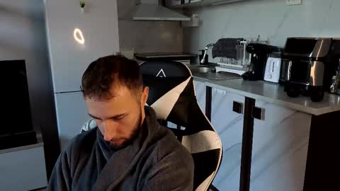 ryanstorm1 online show from 11/06/25, 02:40