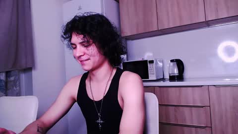 Snapshot of rylanstone chatting on 09/10/25, 08:20 Rylan online show from 09/10/25, 08:20