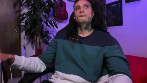 leopmonk help me reach 100 thumbs up online show from 12/17/25, 02:17