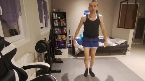 Snapshot of ryukukamifr chatting on 02/11/26, 05:40 Ryuk FR online show from 02/11/26, 05:40