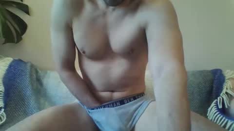 Snapshot of s43_ chatting on 01/08/25, 12:47 s43_ online show from 01/08/25, 12:47