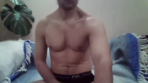 Snapshot of s43_ chatting on 03/03/25, 11:46 s43_ online show from 03/03/25, 11:46