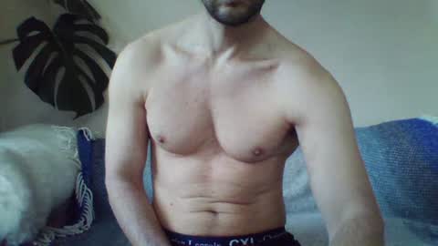 Snapshot of s43_ chatting on 03/12/25, 12:15 s43_ online show from 03/12/25, 12:15