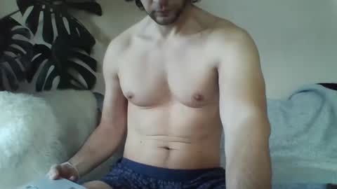 Snapshot of s43_ chatting on 10/28/25, 11:47 s43_ online show from 10/28/25, 11:47