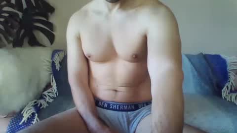 Snapshot of s43_ chatting on 11/08/25, 09:31 s43_ online show from 11/08/25, 09:31