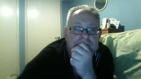 Snapshot of s536sny18 chatting on 03/08/26, 12:08 s536sny18 online show from 03/08/26, 12:08