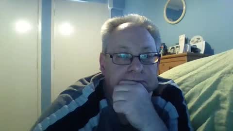 Snapshot of s536sny18 chatting on 04/12/26, 12:32 s536sny18 online show from 04/12/26, 12:32