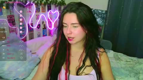 Snapshot of s_katekisa_ss chatting on 12/05/25, 02:42 Kate online show from 12/05/25, 02:42