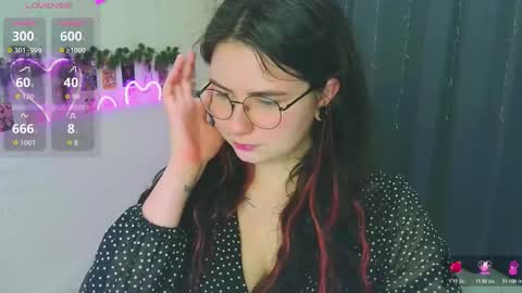 Snapshot of s_katekisa_ss chatting on 02/05/26, 05:01 Kate online show from 02/05/26, 05:01