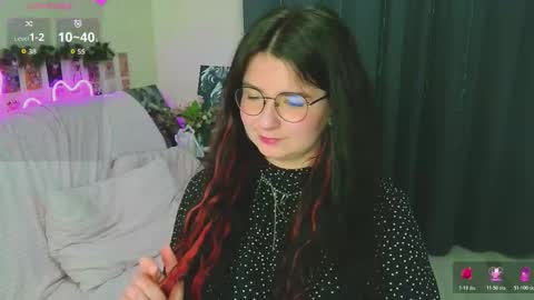 Snapshot of s_katekisa_ss chatting on 02/07/26, 05:27 Kate online show from 02/07/26, 05:27