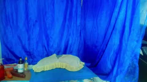 sofia online show from 11/10/25, 07:57