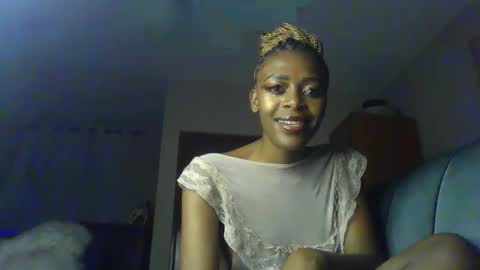 Snapshot of s_weetally chatting on 10/22/25, 04:18 Ally online show from 10/22/25, 04:18