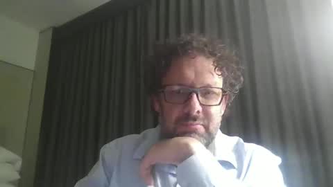 Snapshot of saacs chatting on 02/19/26, 10:55 Saacs online show from 02/19/26, 10:55